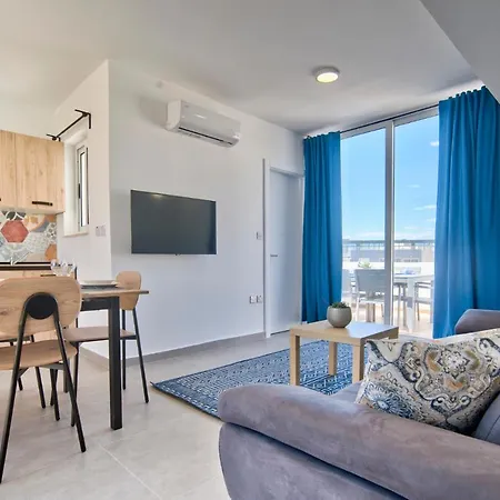 Apartment Tower Duplex Penthouse *