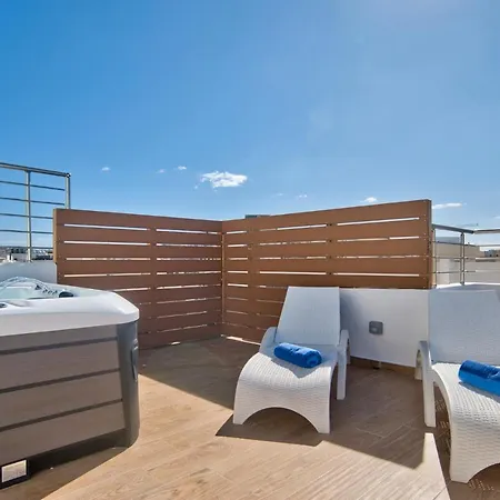 Tower Duplex Penthouse Lägenhet